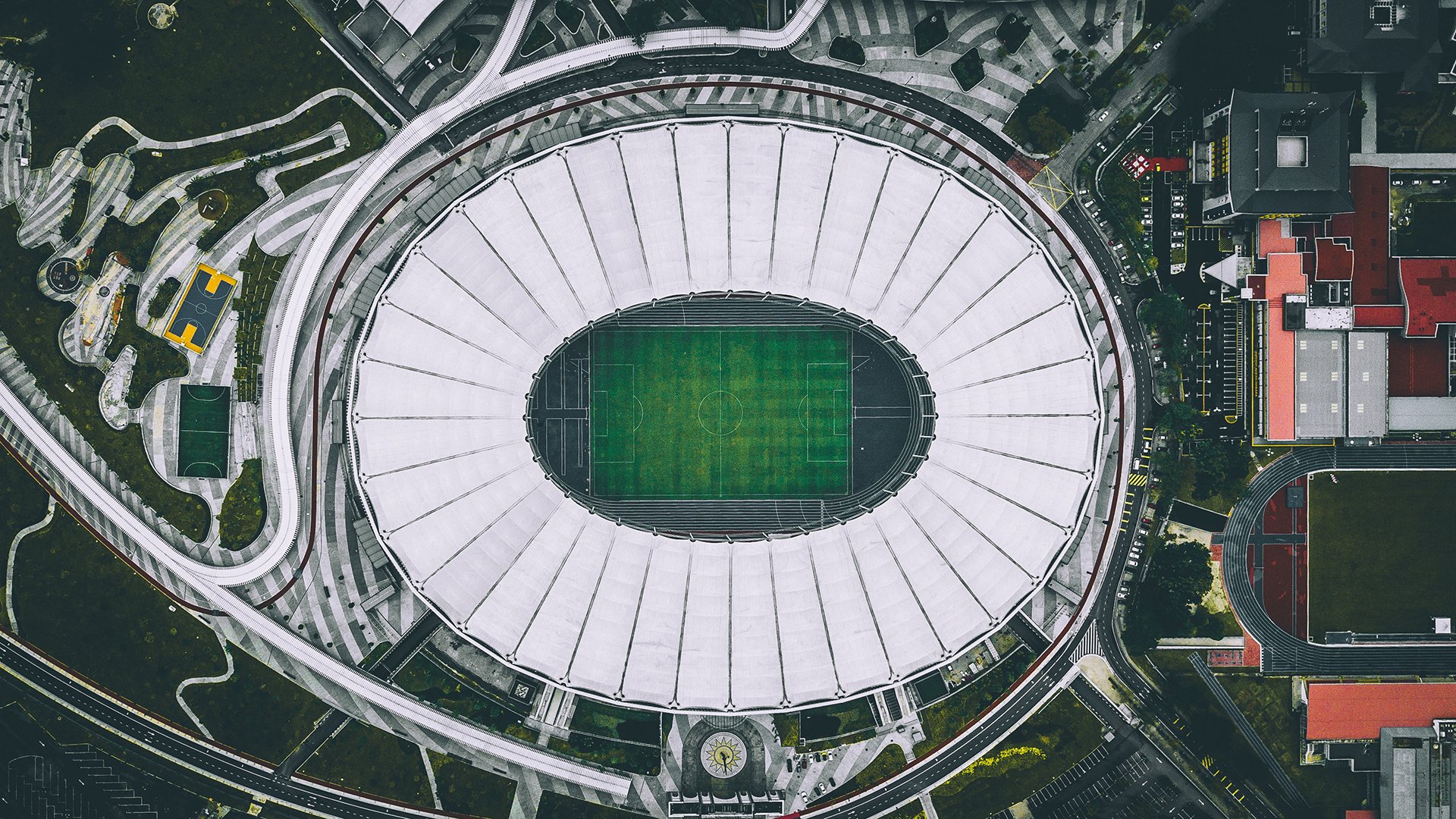 惊天大冷门！喀麦隆横扫芬兰，苏亚雷斯致命一击引爆2026世界杯